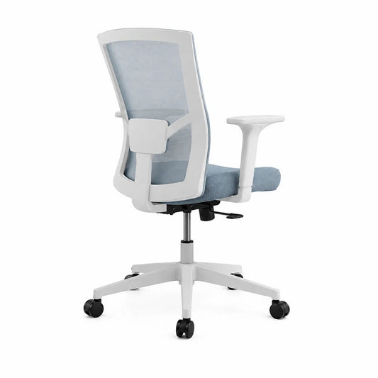 Chaise de bureau en tissu maille bleu clair et plastique blanc