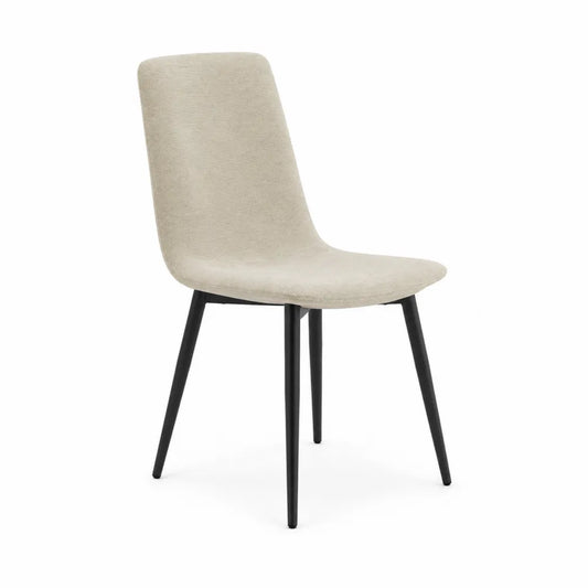 Chaise en tissu avec pieds en métal noir