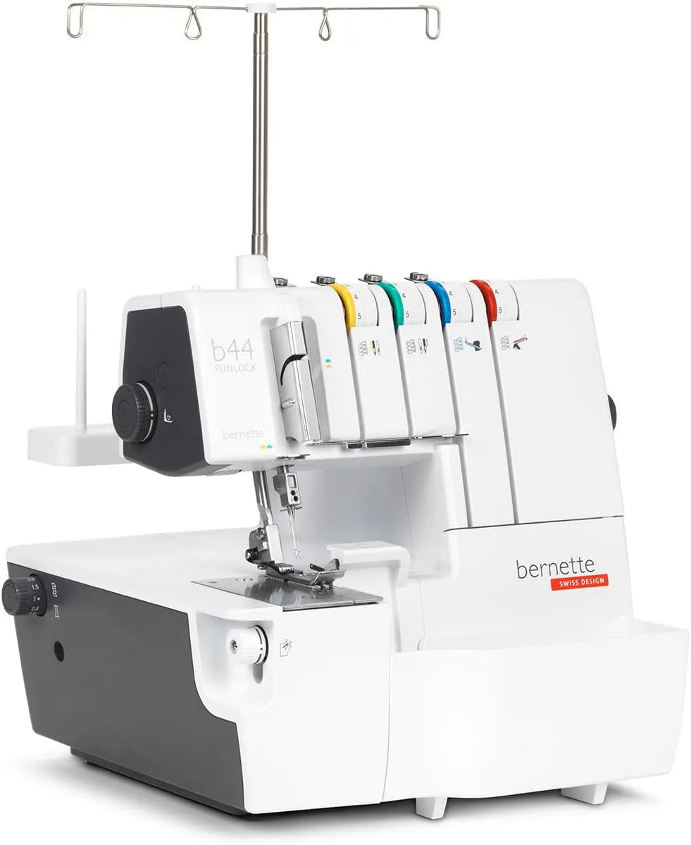 Surjeteuse Bernette Funlock 44