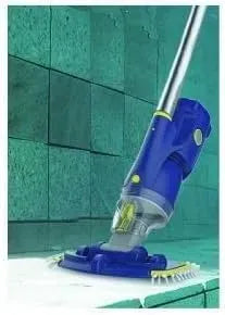 Aspirateur, appareil électrique d'aspiration, nettoyeur de piscine